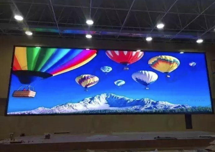 成都顯示屏批發(fā)|會議顯示屏尺寸與場地的適配關(guān)系